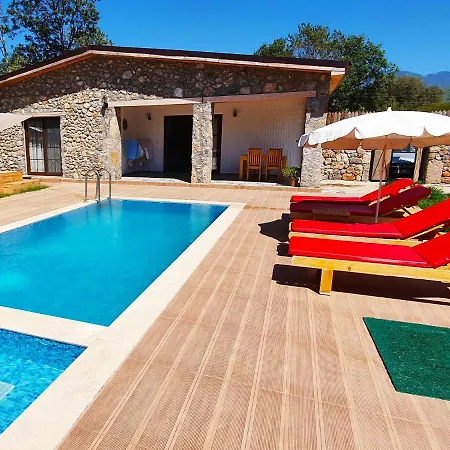 Kayakoey'De Kiralik Muhafazakar Villa *