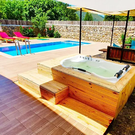 Kayakoey'De Kiralik Muhafazakar Villa Villa Fethiye